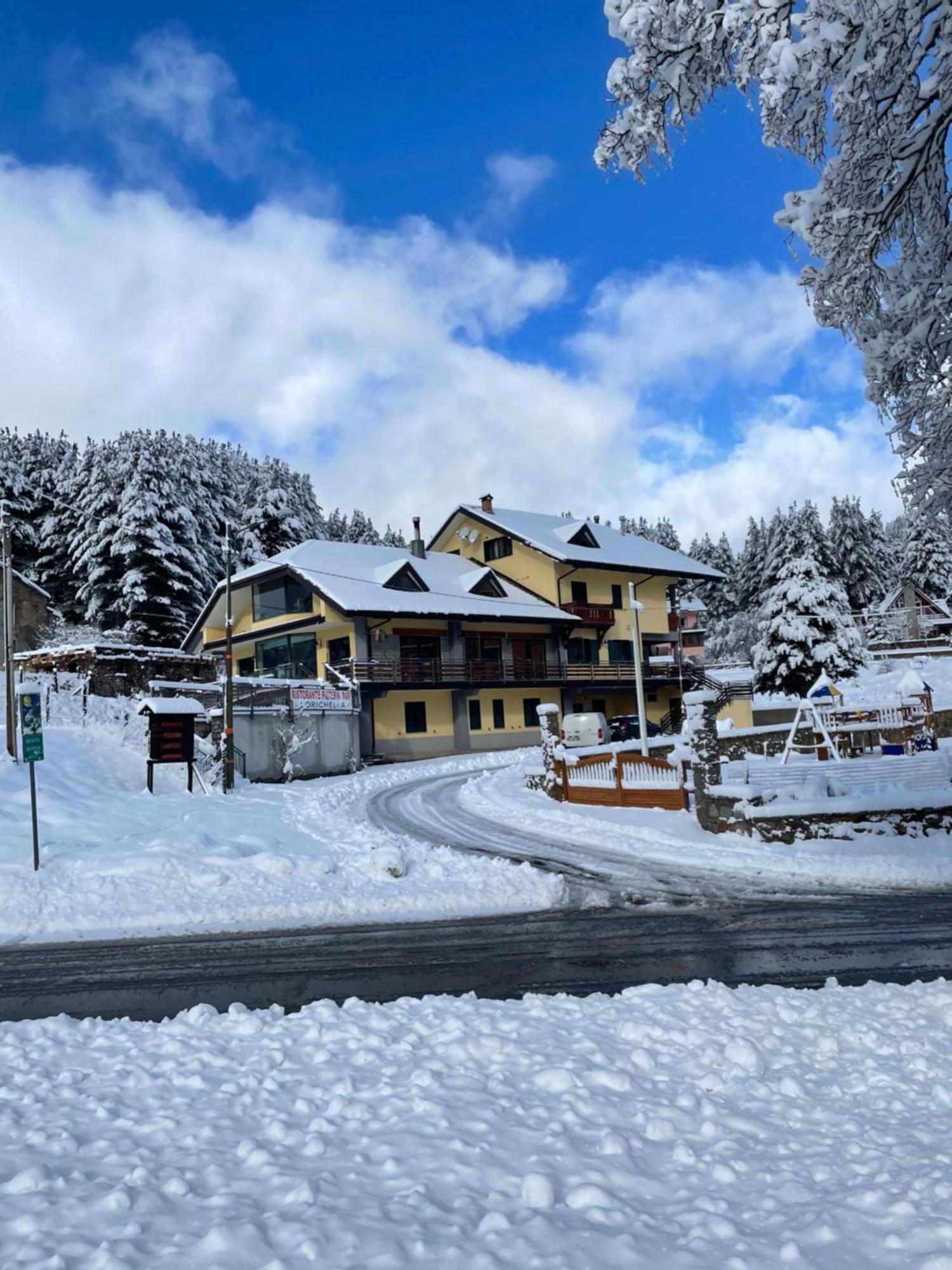 Hotel Fd Lorichella Lorica Zewnętrze zdjęcie