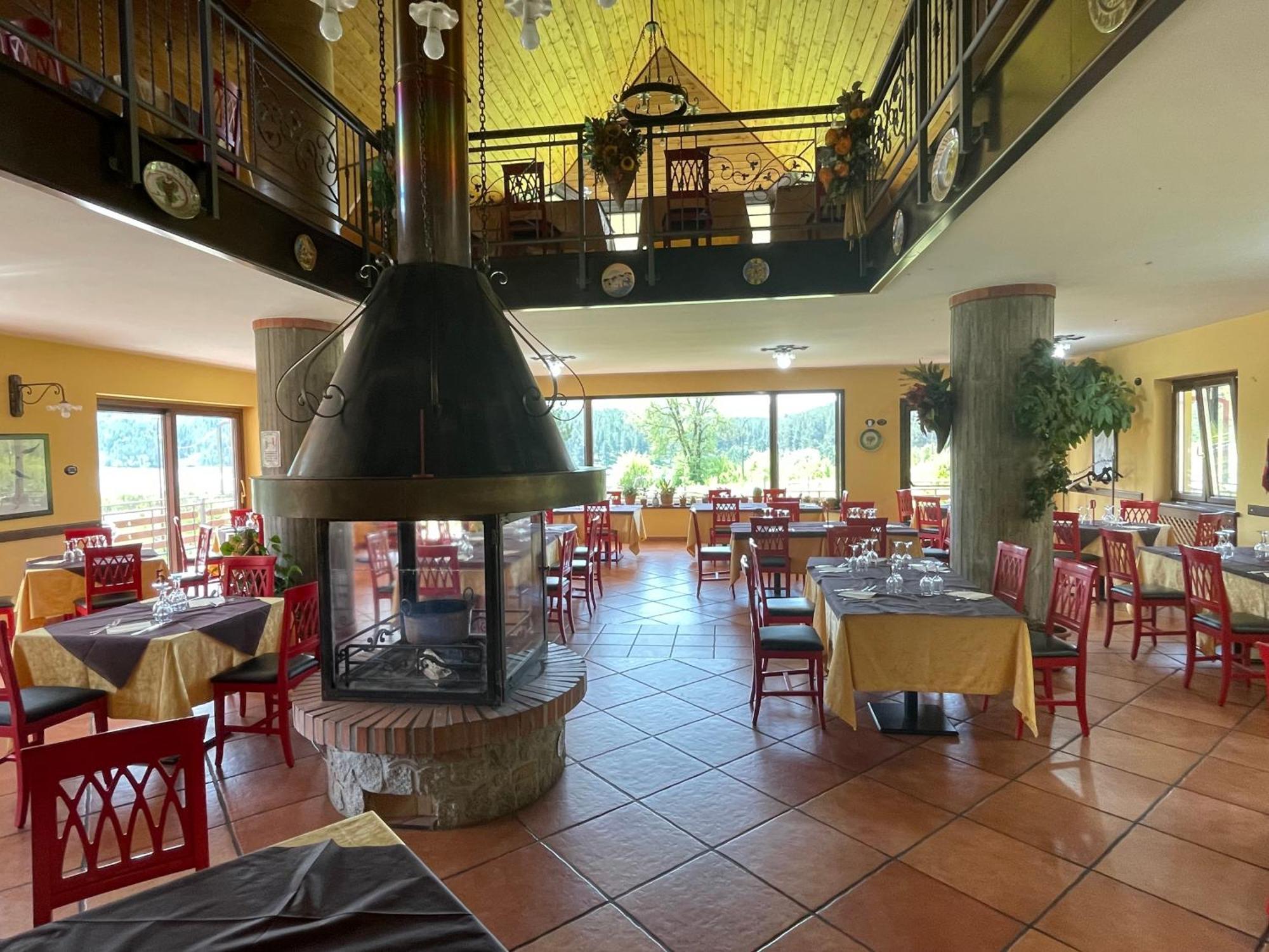 Hotel Fd Lorichella Lorica Zewnętrze zdjęcie